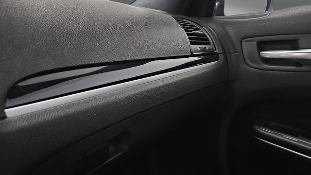 Used 2017 Chrysler 300 S AWD/4WD image 32