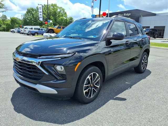 Used 2025 Chevrolet TrailBlazer LT AWD/4WD image 10