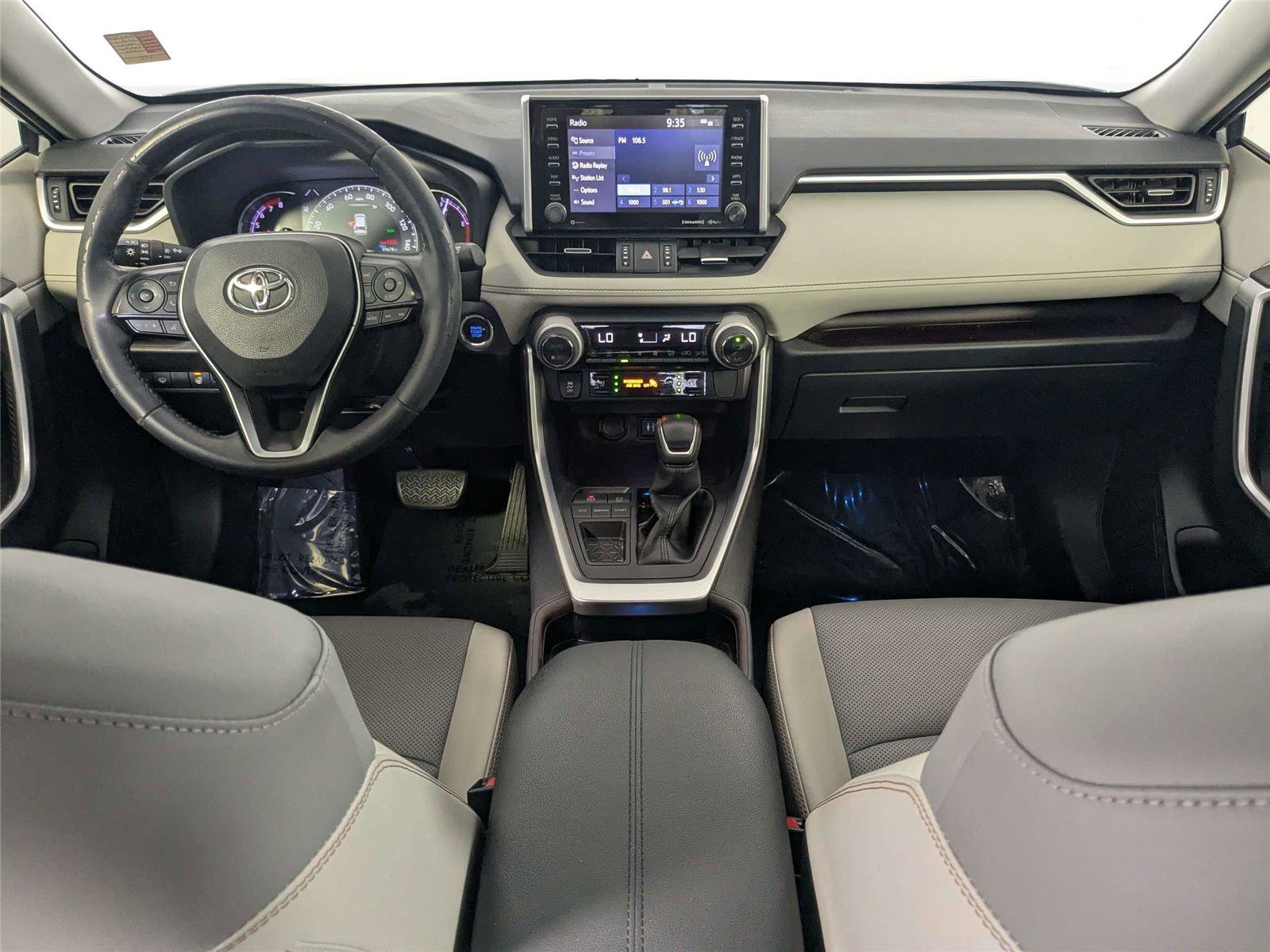 Used 2019 Toyota RAV4 Limited w/ Cold Weather Package image 16