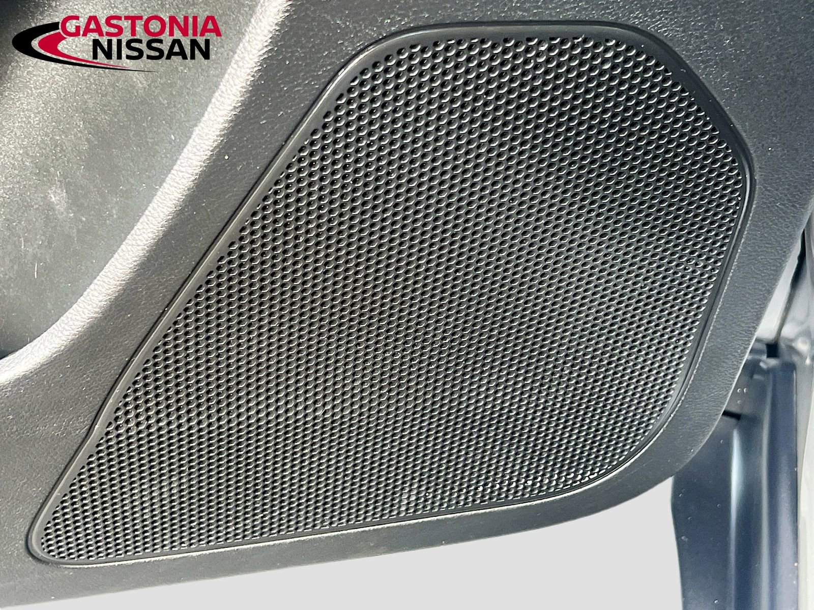 Used 2019 Jeep Cherokee Latitude Plus w/ Cold Weather Group image 23