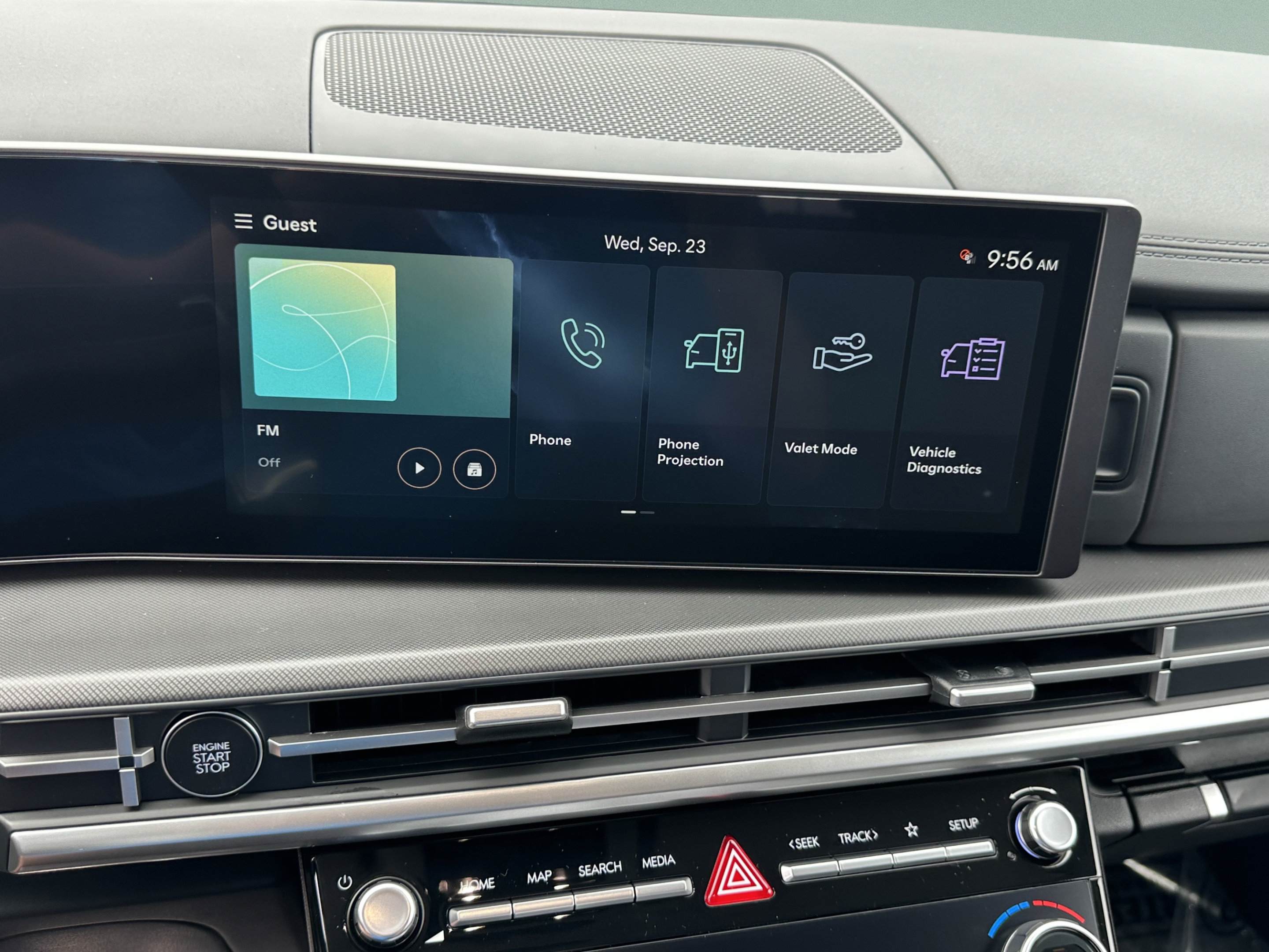 New 2027 Hyundai Santa Fe SEL FWD image 23