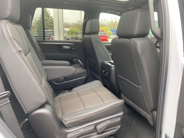 New 2026 Chevrolet Tahoe High Country AWD/4WD image 37