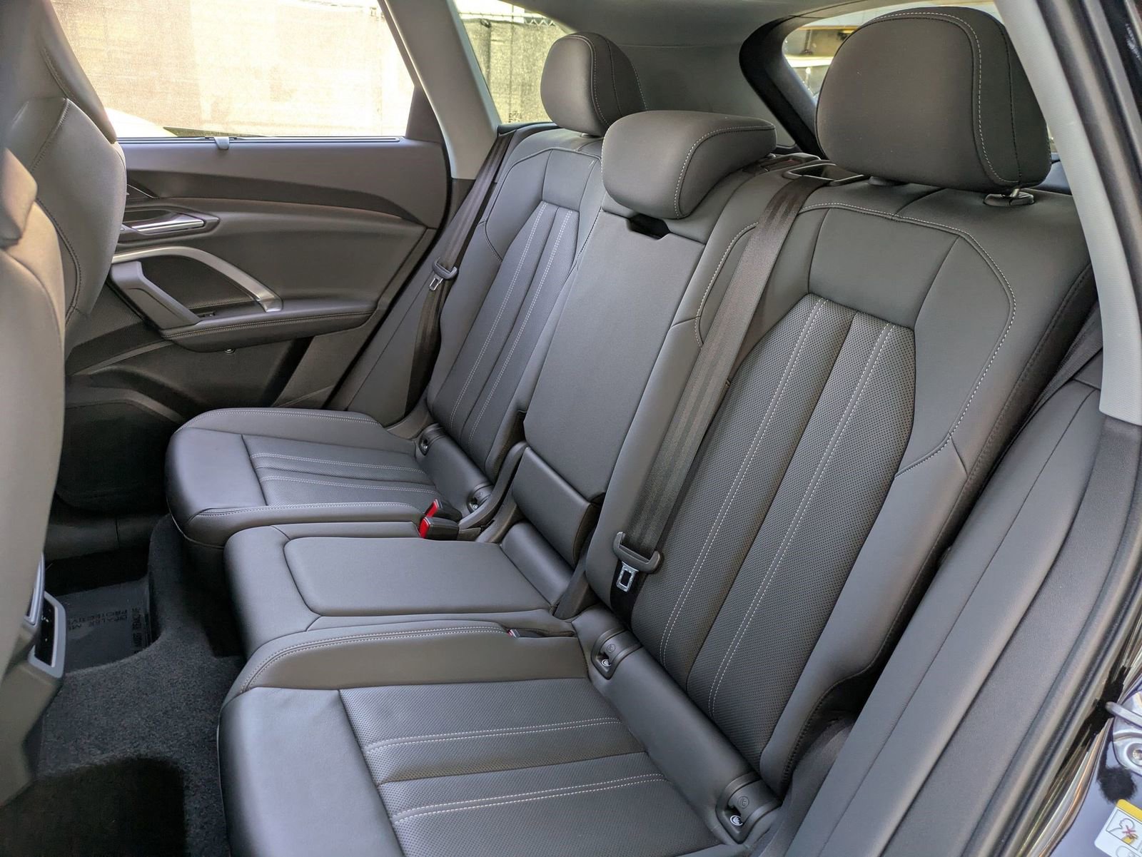 Used 2025 Audi Q5 Premium Plus w/ Premium Plus image 31