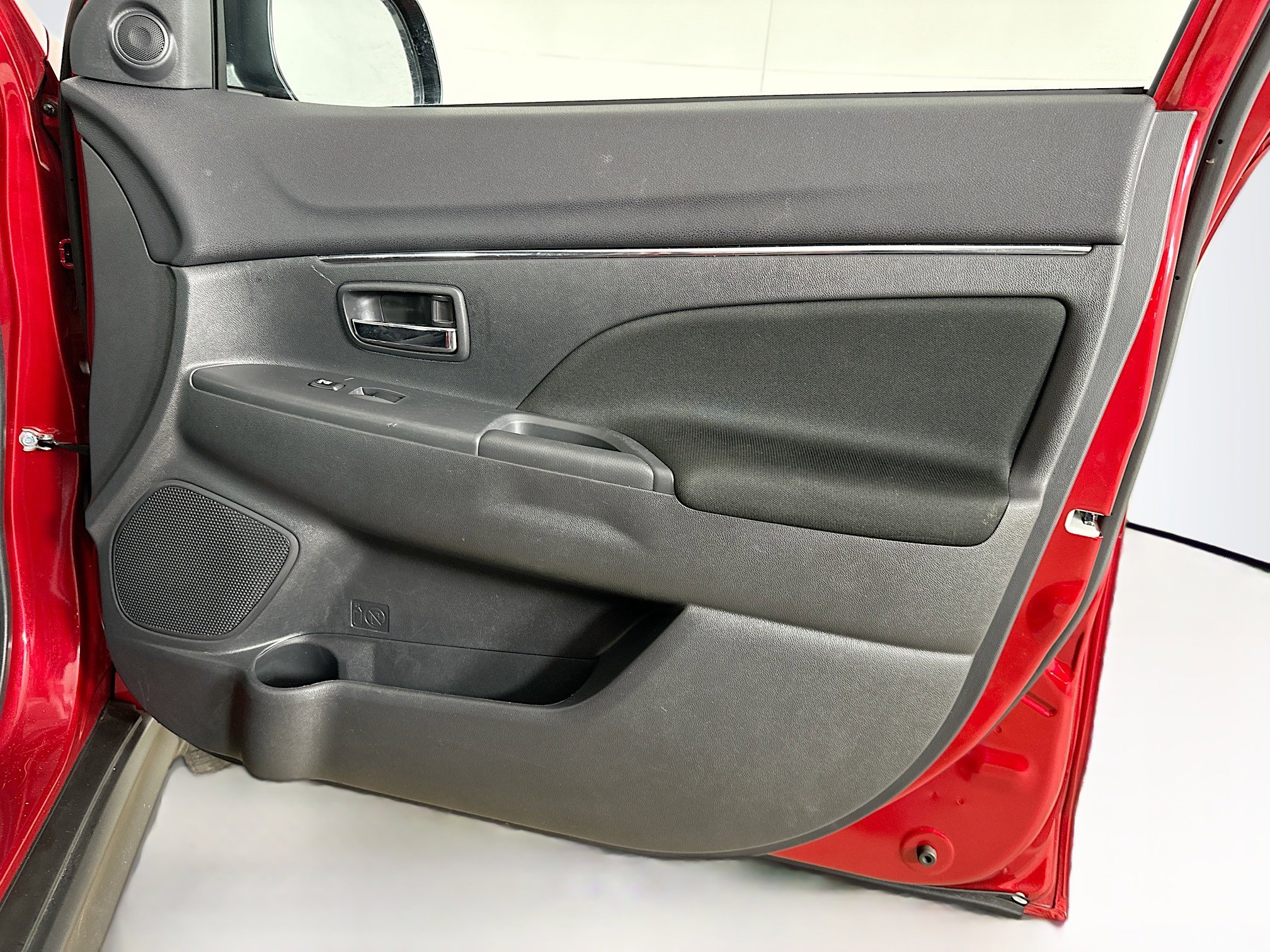 Used 2024 Mitsubishi Outlander Sport ES image 30