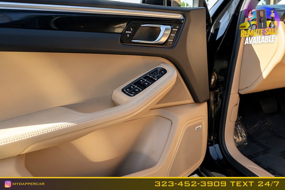 Used 2018 Porsche Macan AWD/4WD image 12