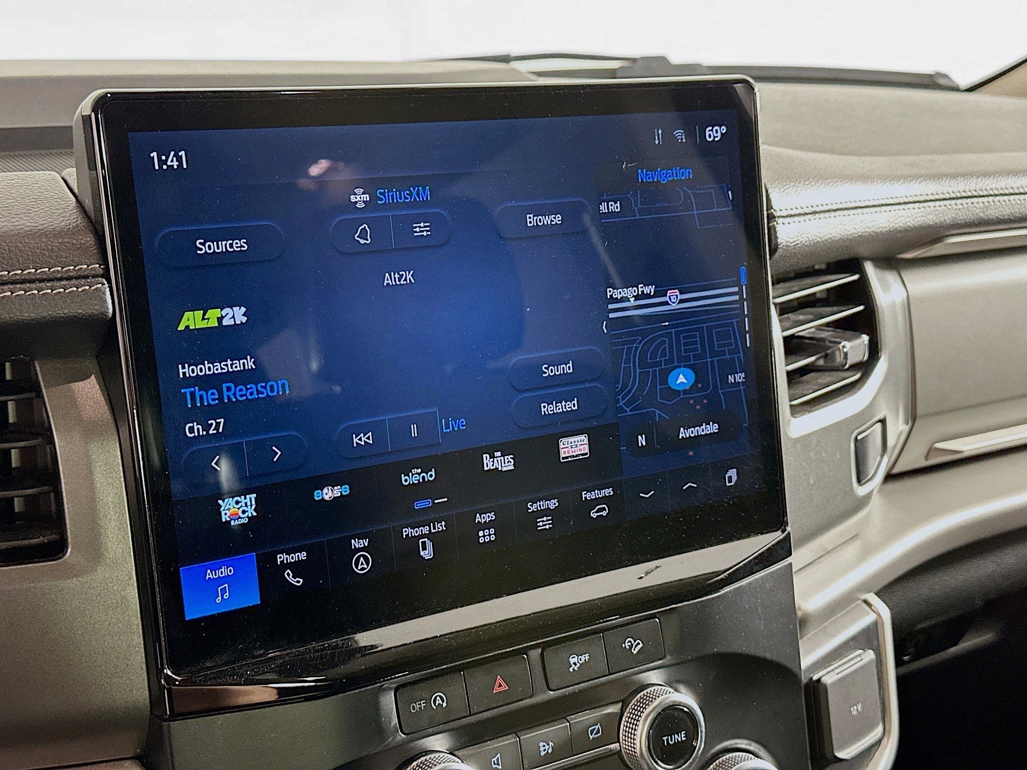 Used 2024 Ford Expedition Max XLT image 21