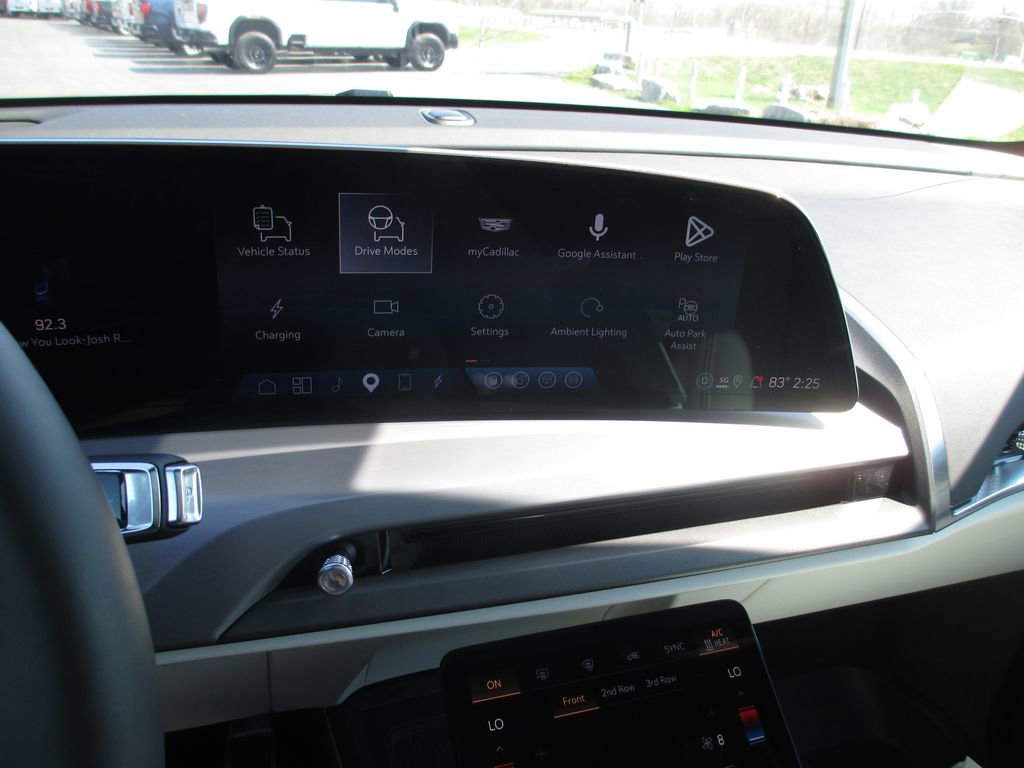 Used 2026 Cadillac Vistiq Sport w/ LPO, Floor Liner Package image 26