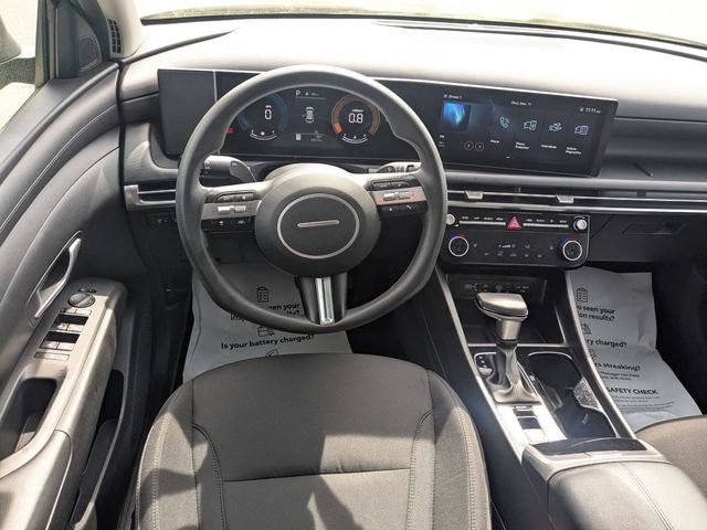 Used 2025 Hyundai Tucson SEL FWD image 28