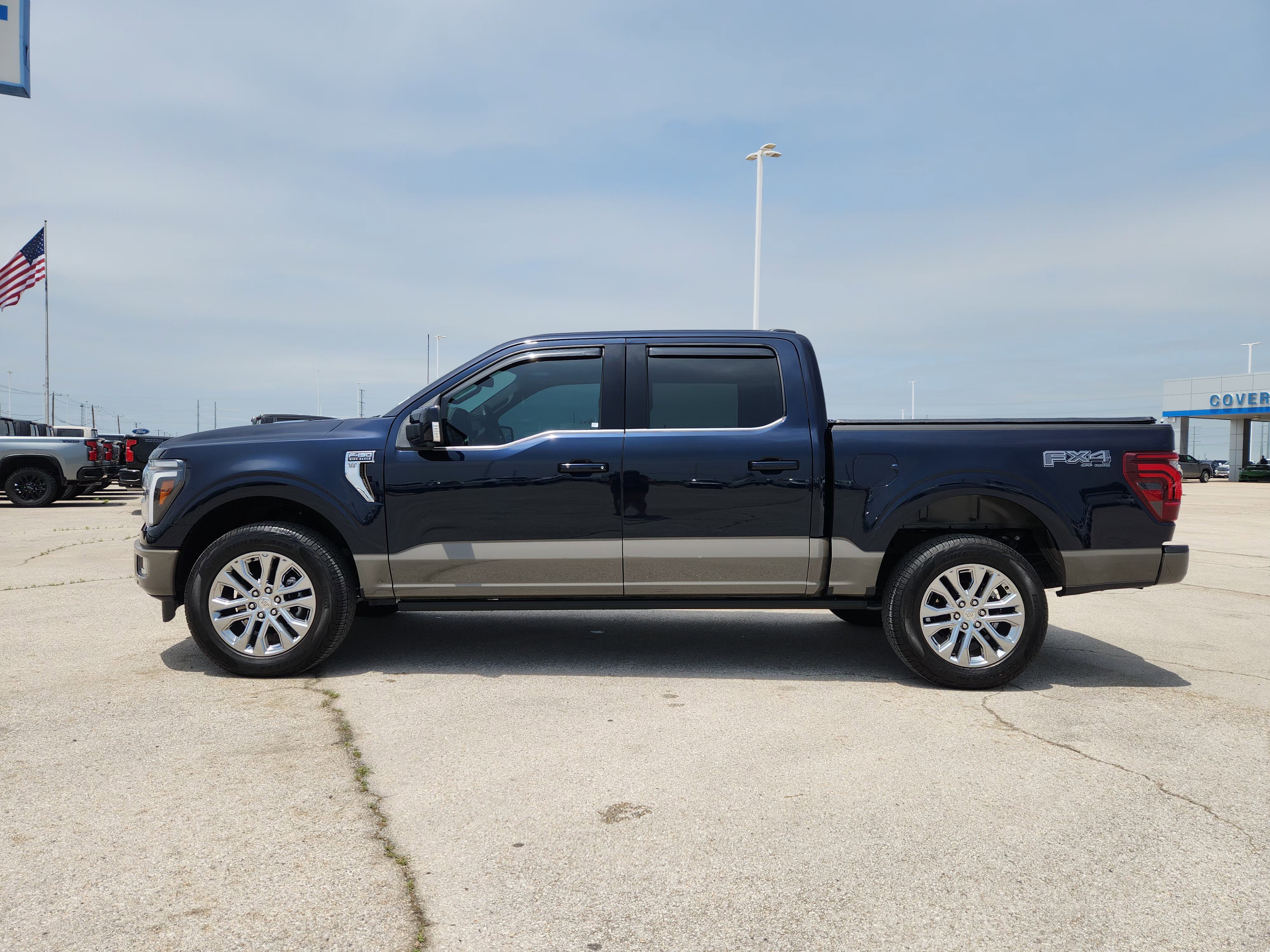 Used 2025 Ford F150 King Ranch w/ FX4 Off-Road Package AWD/4WD image 4