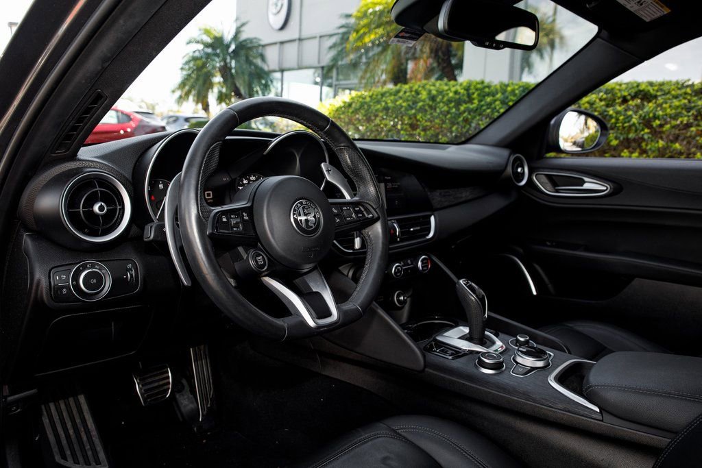Used 2022 Alfa Romeo Giulia Sprint image 20