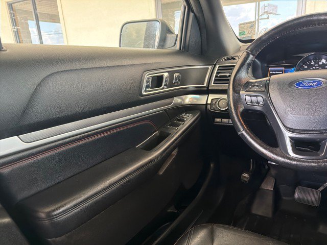 Used 2016 Ford Explorer Sport w/ Equipment Group 401A AWD/4WD image 16