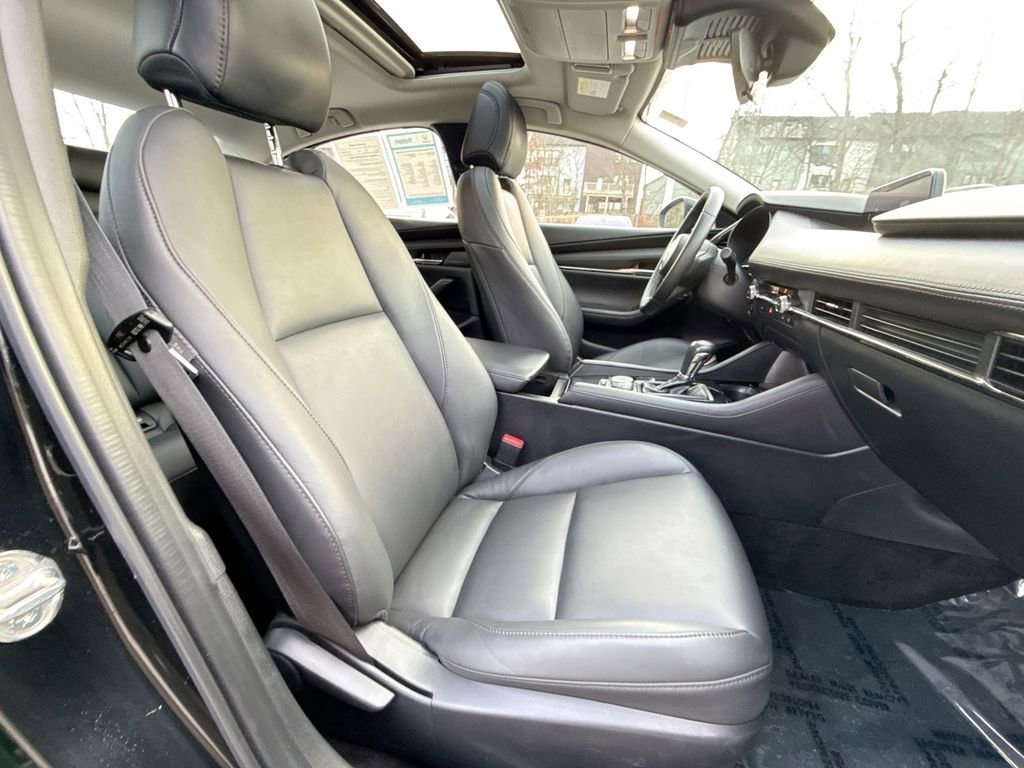 Used 2024 MAZDA MAZDA3 s image 25