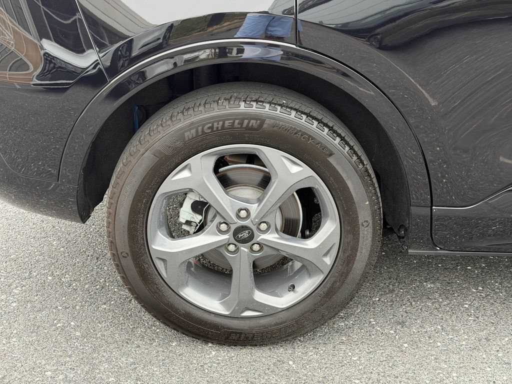 Used 2023 Ford Escape ST-Line Select AWD/4WD image 12