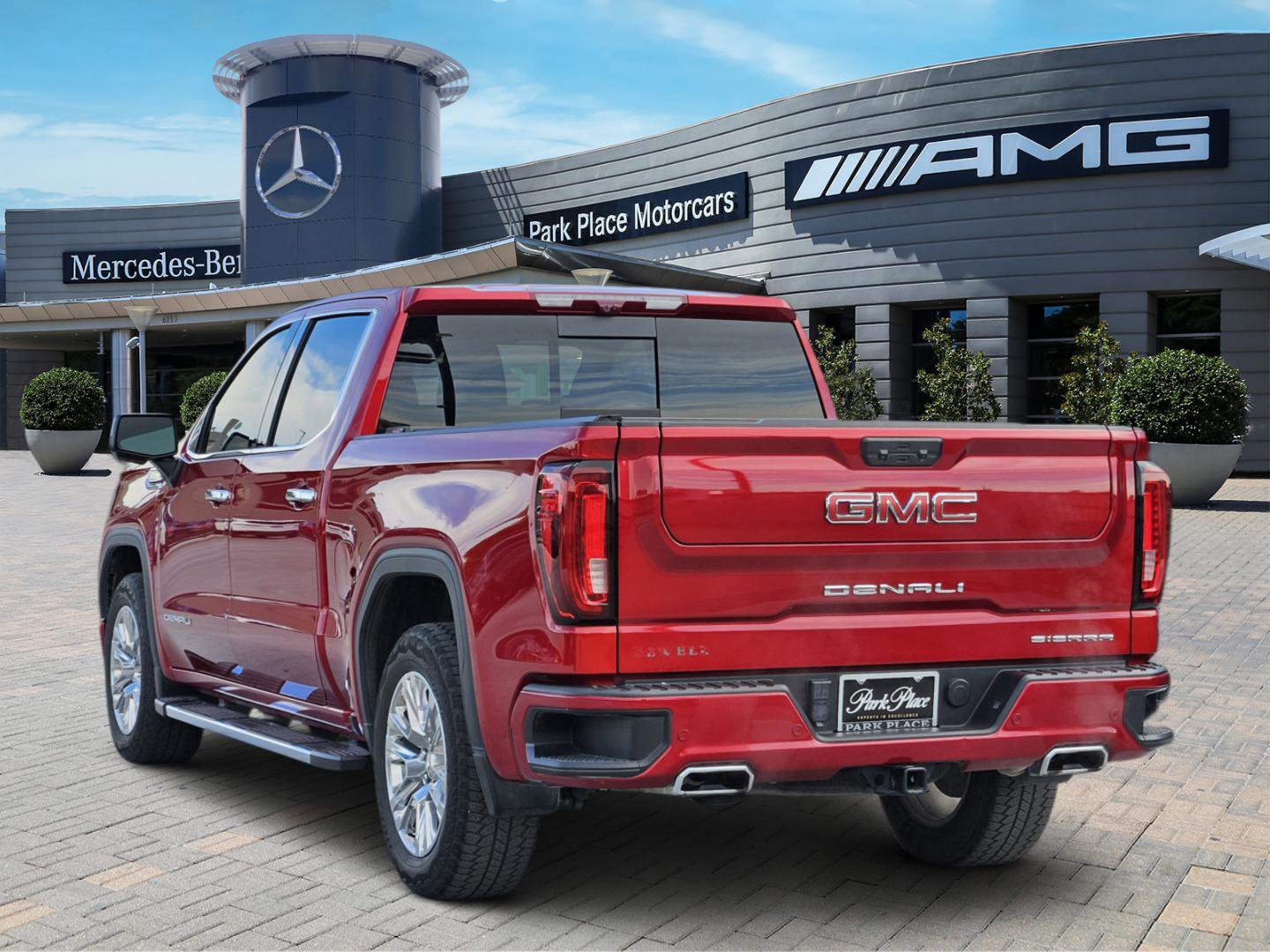 Used 2024 GMC Sierra 1500 Denali w/ Technology Package image 4