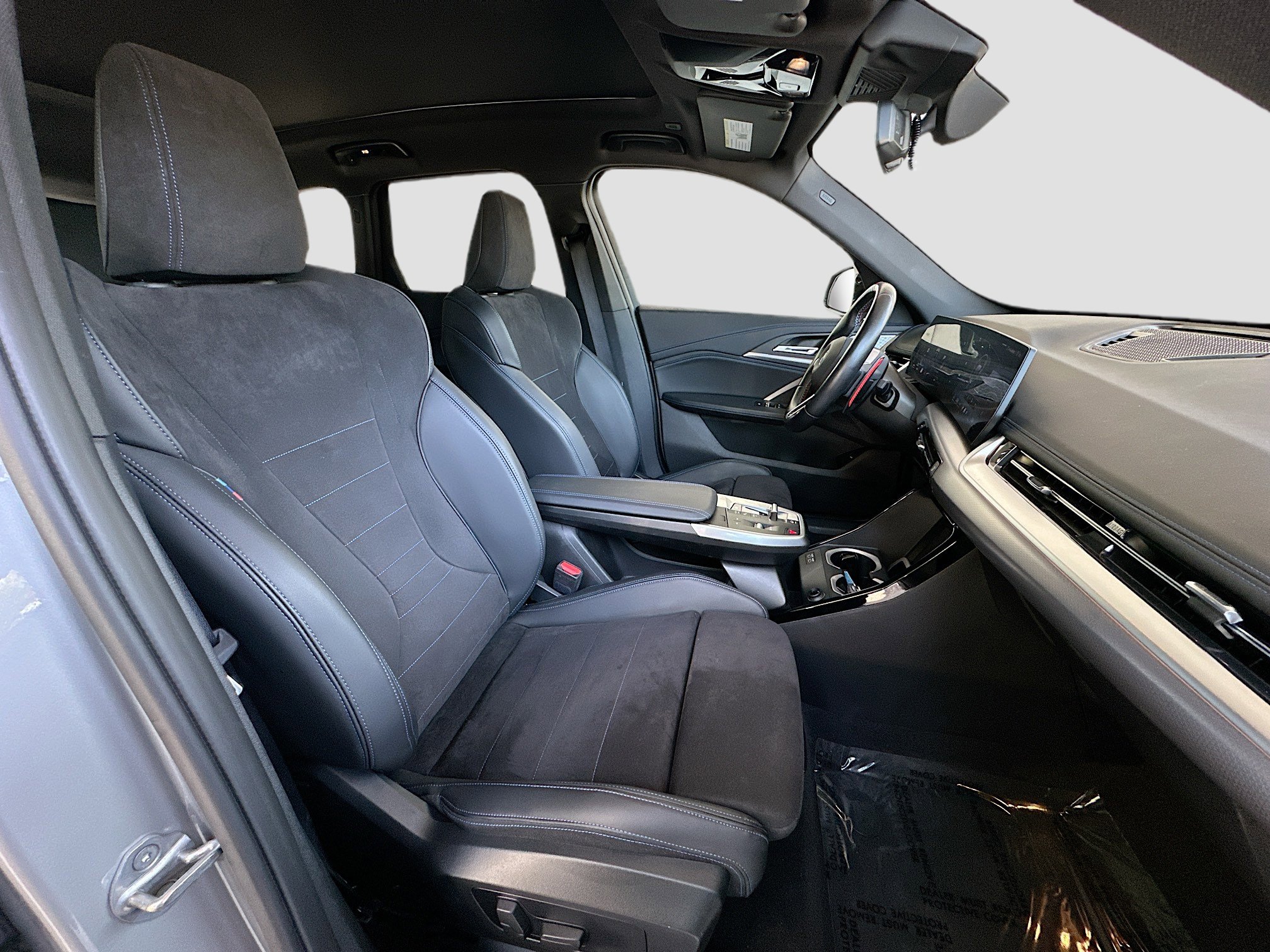 Certified 2024 BMW X1 M35i w/ Shadowloine Package AWD/4WD image 28