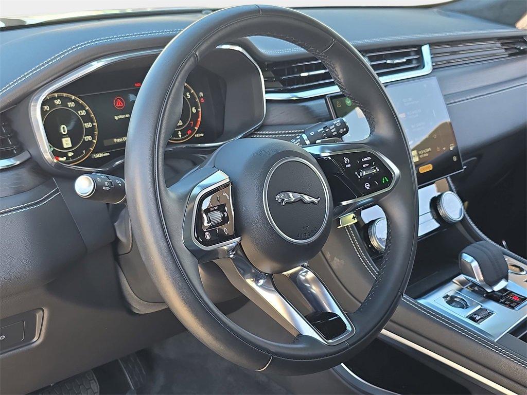 Certified 2025 Jaguar F-PACE R-Dynamic S image 16