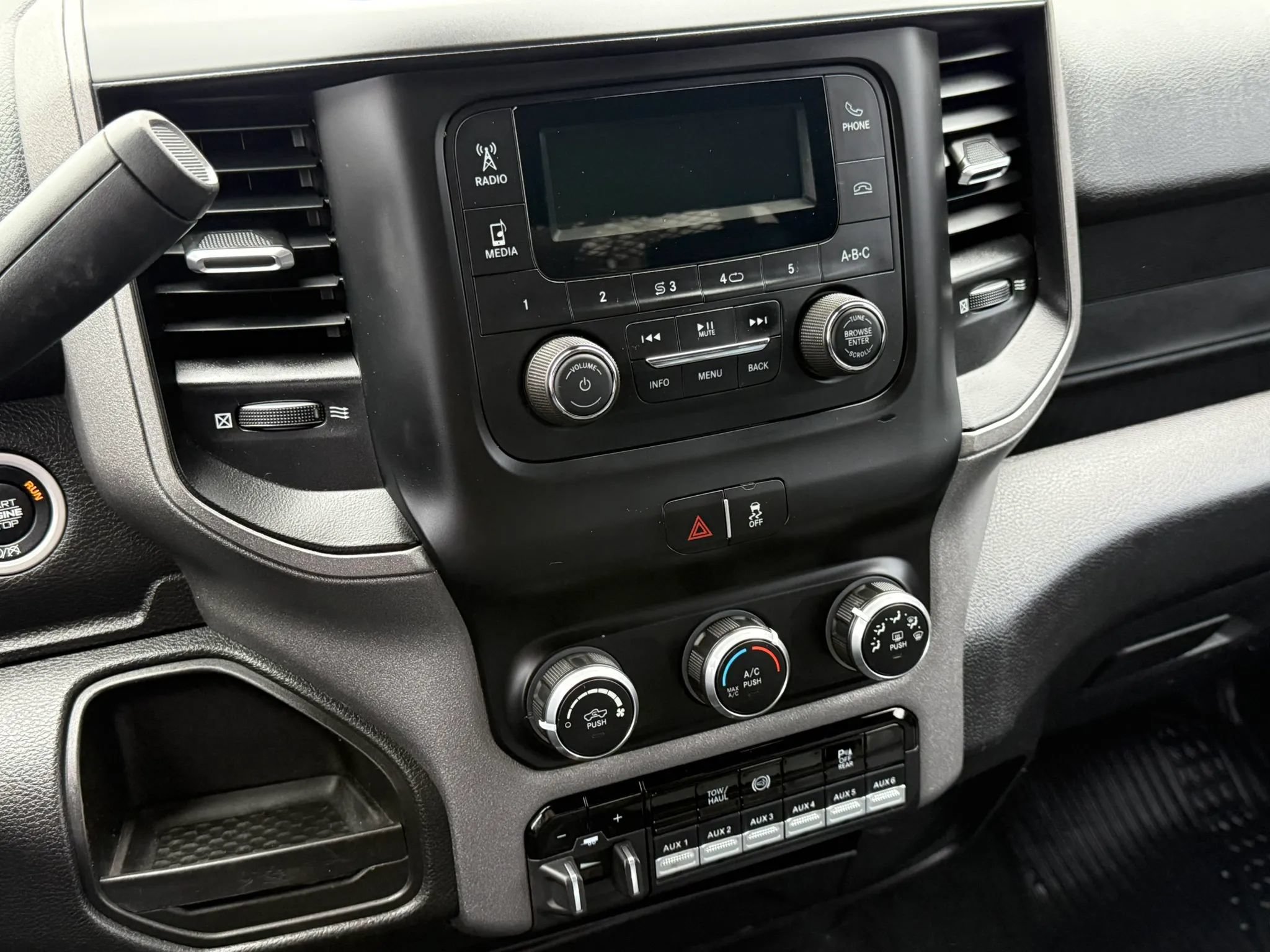 Used 2021 RAM 3500 Tradesman w/ Chrome Appearance Group RWD image 16
