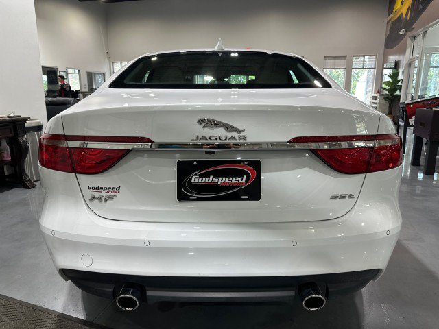 Used 2017 Jaguar XF Prestige RWD image 82