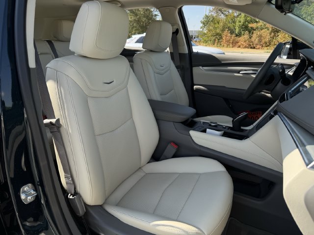 New 2026 Cadillac XT5 Premium Luxury FWD image 25