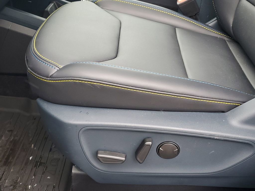 New 2026 Ford Maverick Lobo AWD/4WD image 9