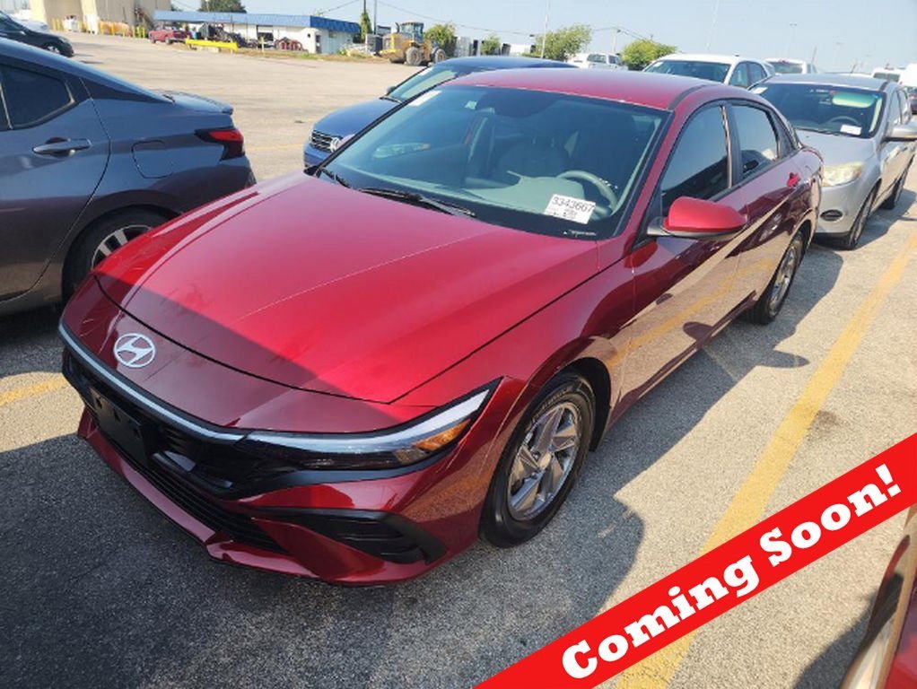 Used 2024 Hyundai Elantra SE
