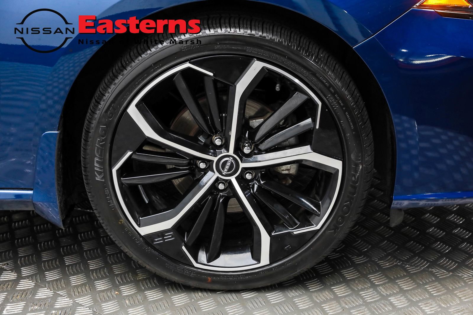 Used 2023 Nissan Altima 2.5 SR w/ SR Premium Package FWD image 28
