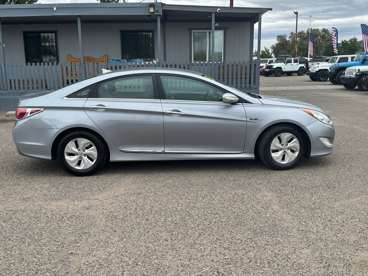 Used 2015 Hyundai Sonata Hybrid image 8