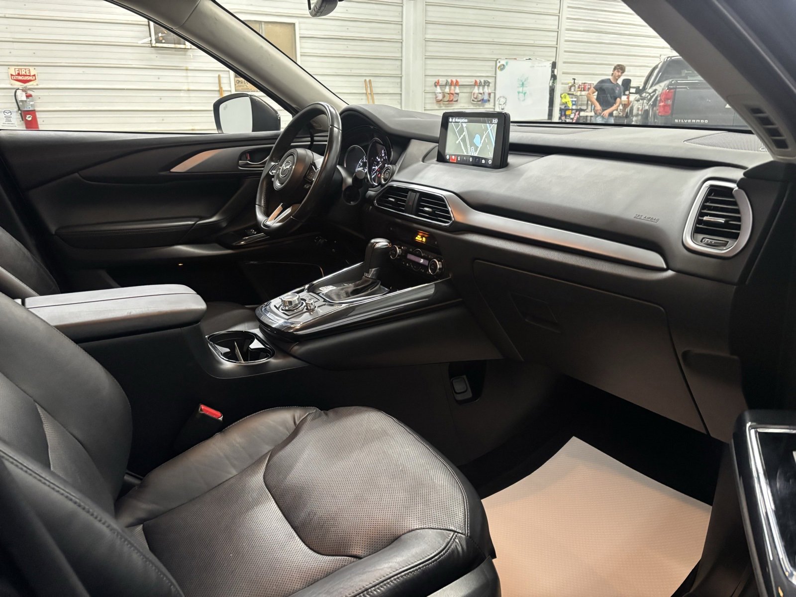 Used 2018 MAZDA CX-9 Touring w/ Touring Premium Package image 26