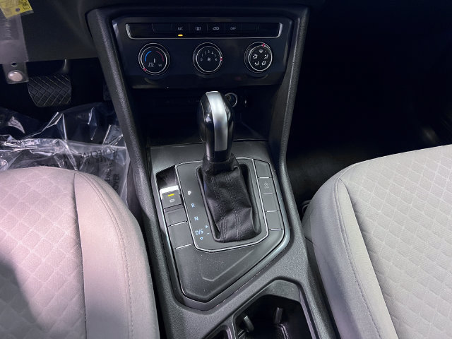 Used 2021 Volkswagen Tiguan S FWD image 26
