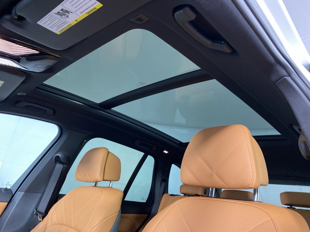 Certified 2024 BMW X5 xDrive40i w/ Parking Assistance Package image 26