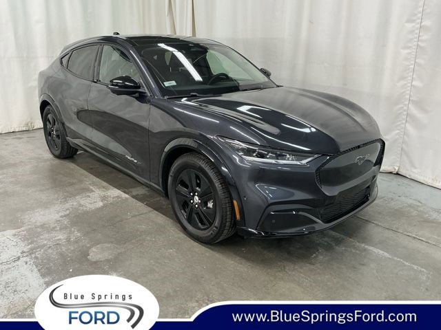 Used 2021 Ford Mustang Mach-E California Route 1 image 1