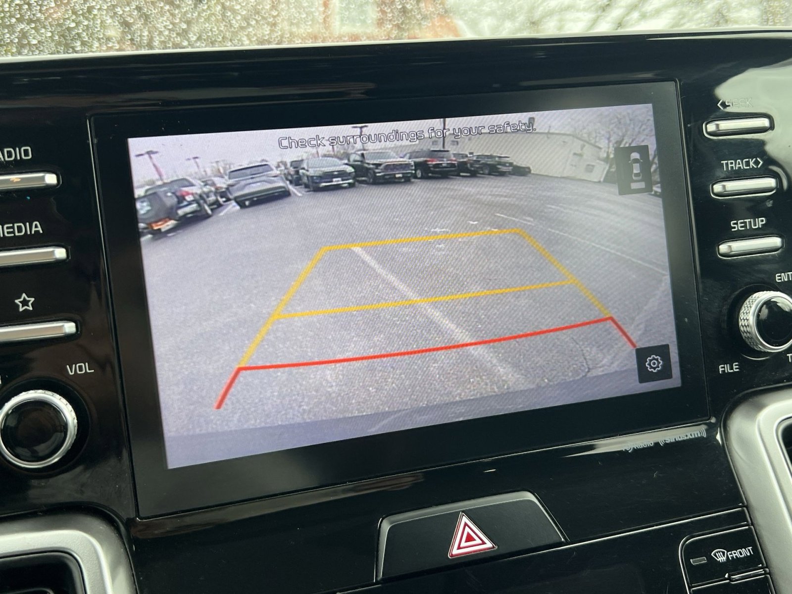 Used 2021 Kia Sorento S w/ Panoramic Sunroof Package image 17