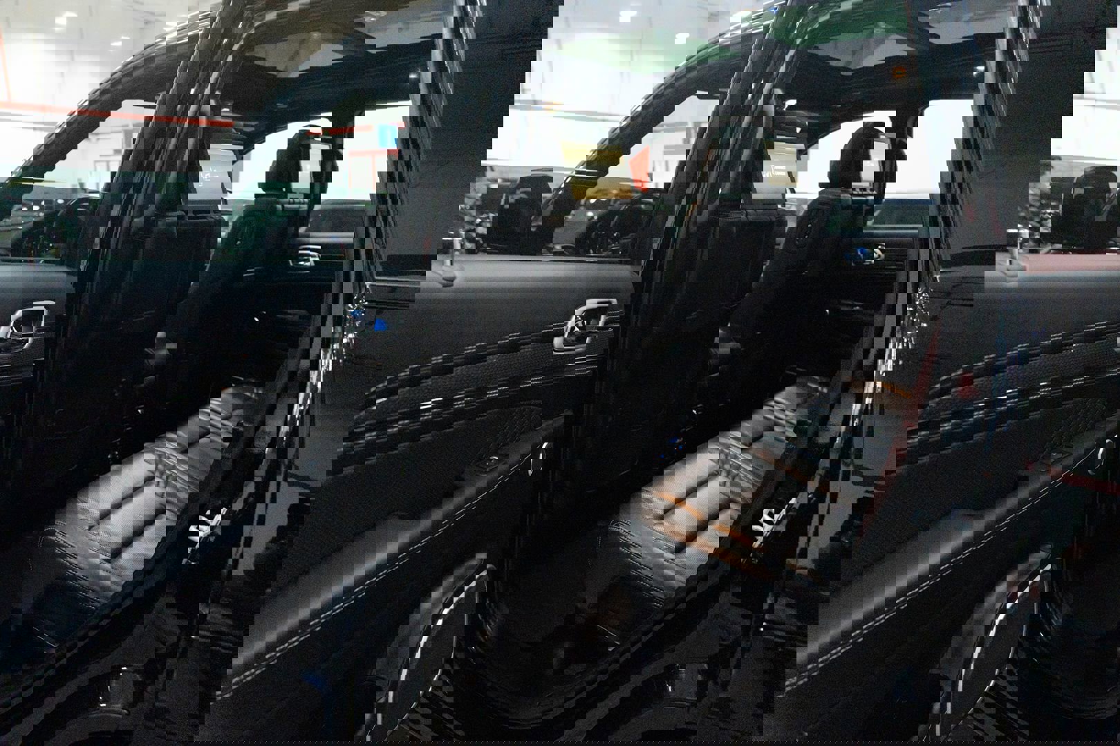 Used 2018 Jeep Grand Cherokee Trackhawk image 20