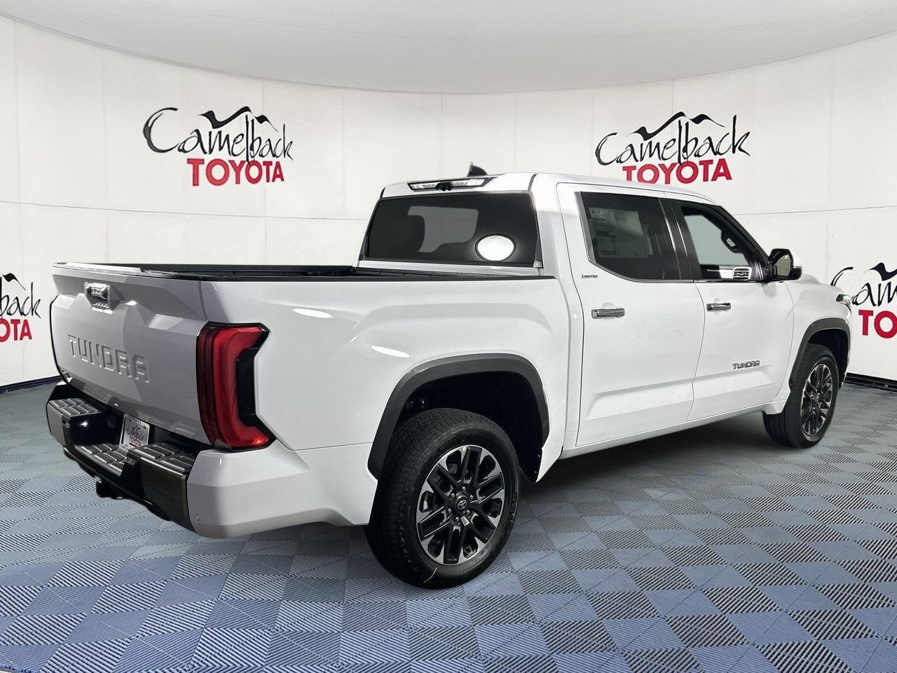 New 2026 Toyota Tundra Limited AWD/4WD image 7