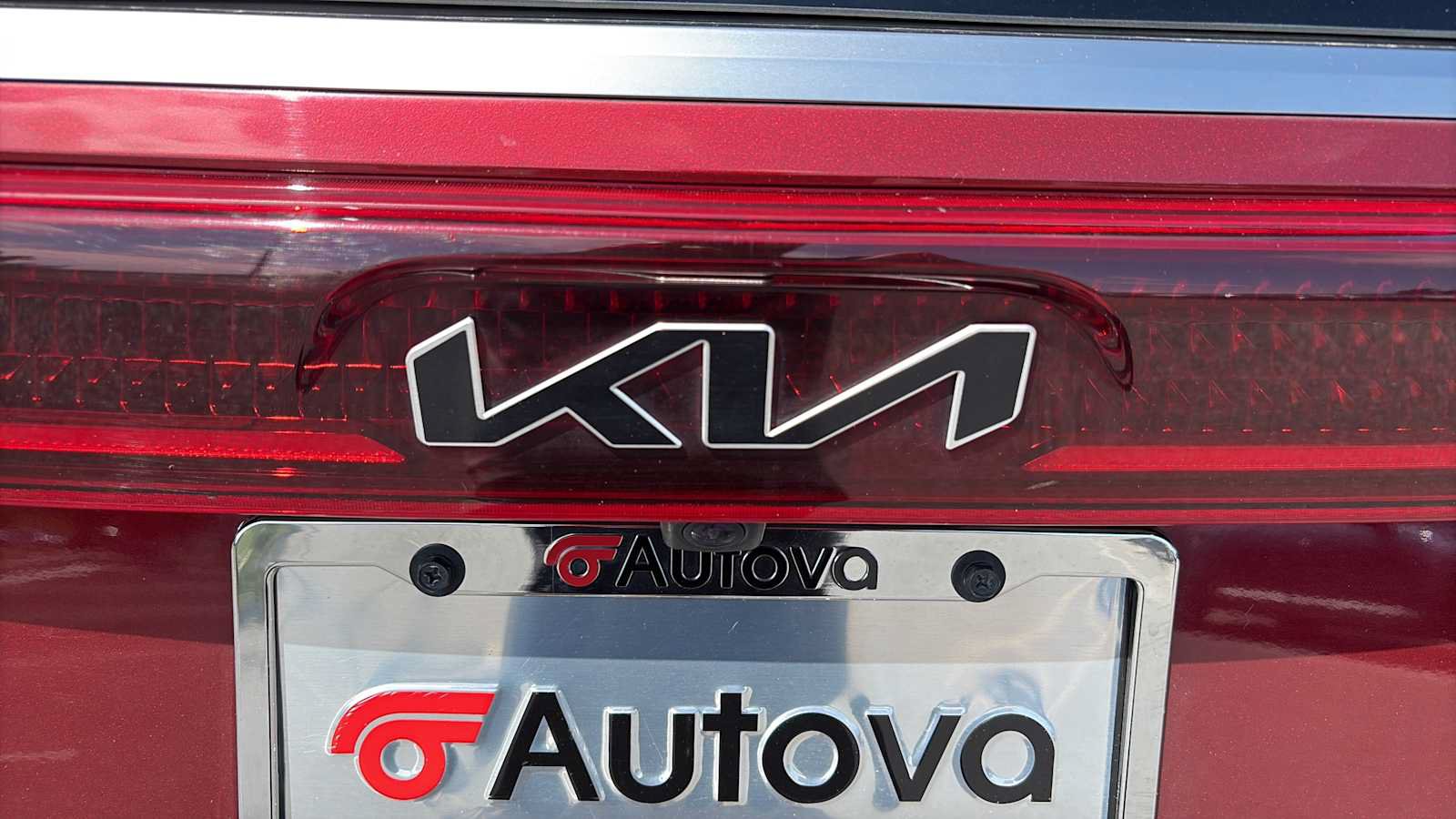 Used 2023 Kia Carnival SX Prestige FWD image 31