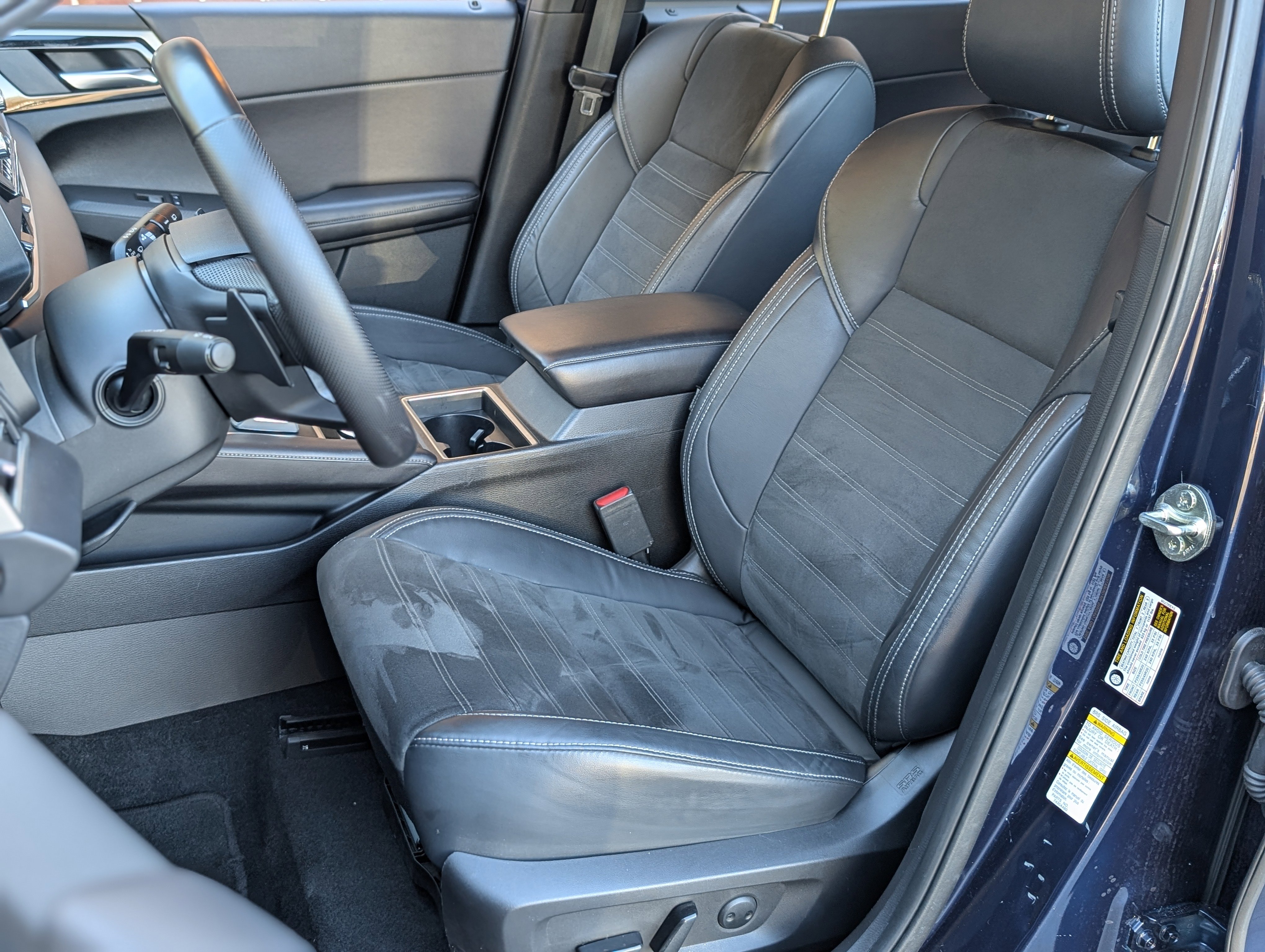 Used 2023 Mitsubishi Outlander SE image 17