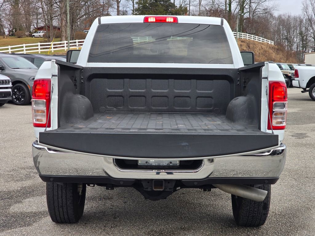 Used 2024 RAM 2500 Big Horn w/ Heated Seats & Wheel Group image 12
