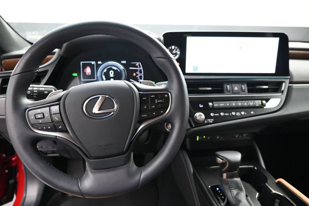 Used 2025 Lexus ES 300h w/ Premium Package FWD image 23