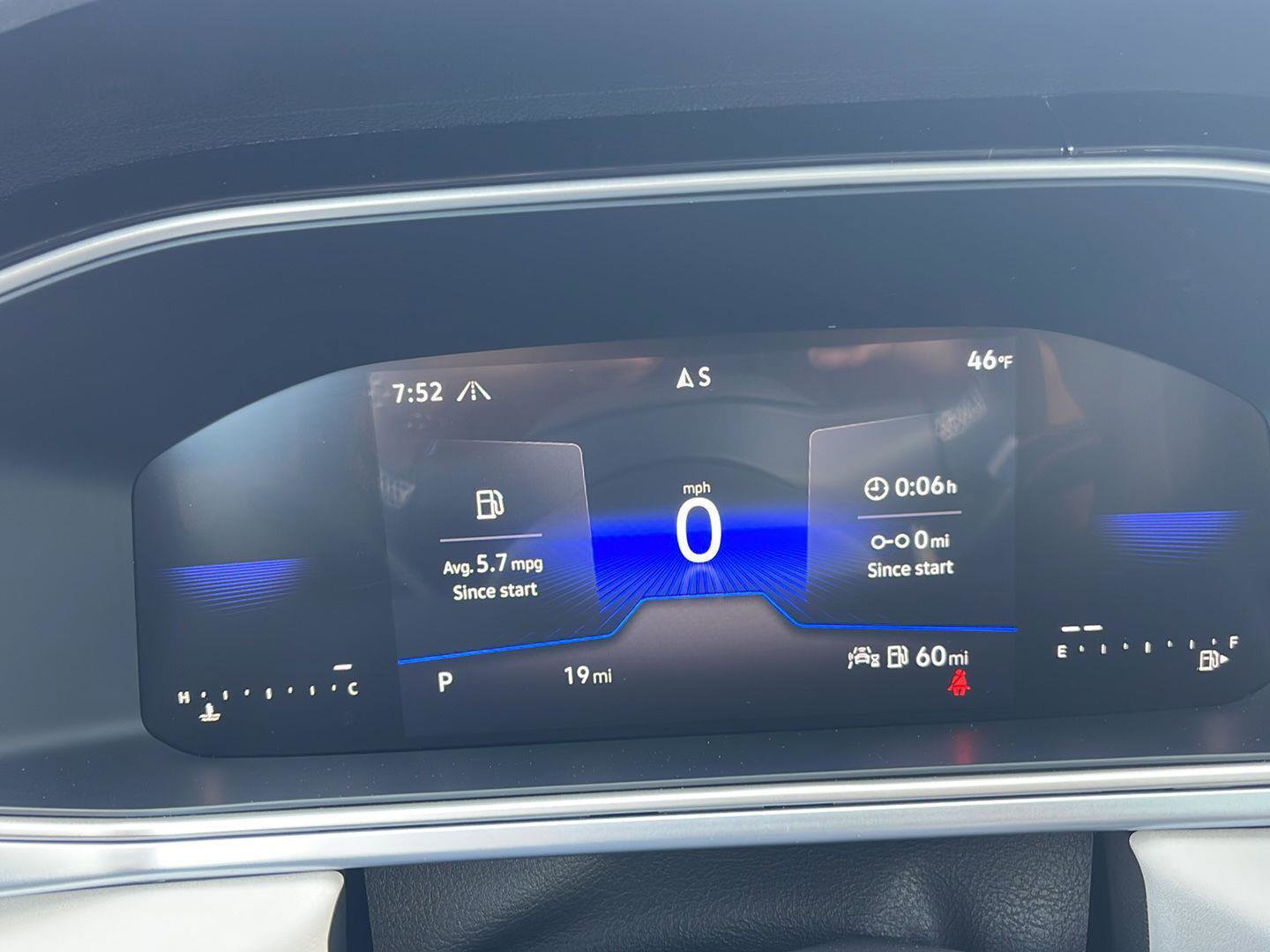 Used 2025 Volkswagen Taos SE image 26