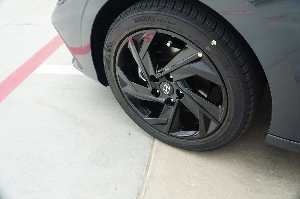 New 2026 Hyundai Elantra Sport image 10