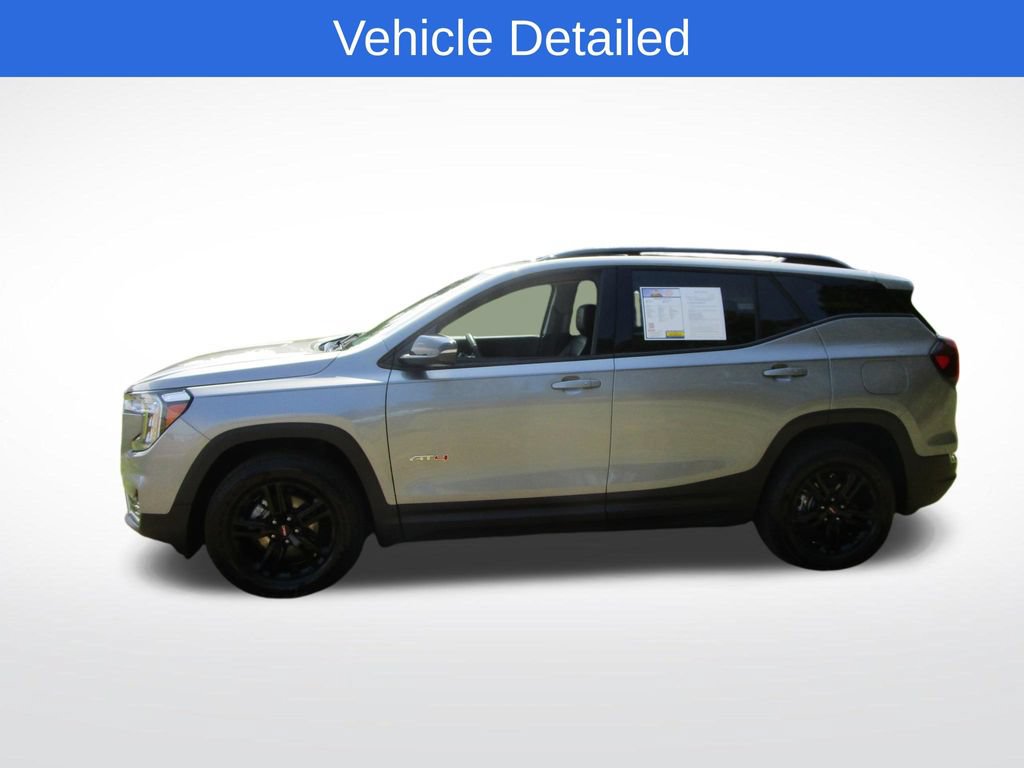 Used 2024 GMC Terrain AT4 AWD/4WD image 3