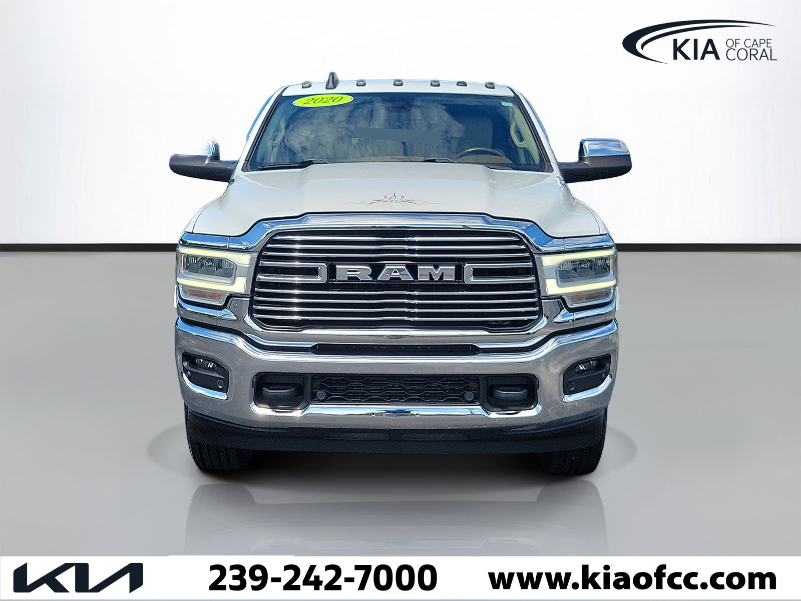 Used 2020 RAM 2500 Laramie AWD/4WD image 2