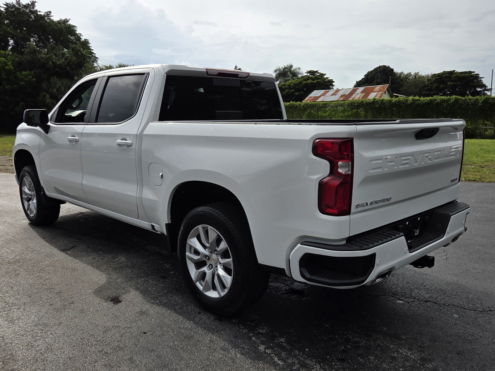 New 2026 Chevrolet Silverado 1500 RST w/ Safety Package AWD/4WD image 3