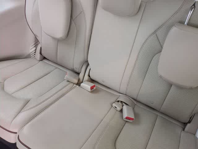 Used 2020 Chrysler Pacifica Limited w/ Advanced Safetytec Group FWD image 21