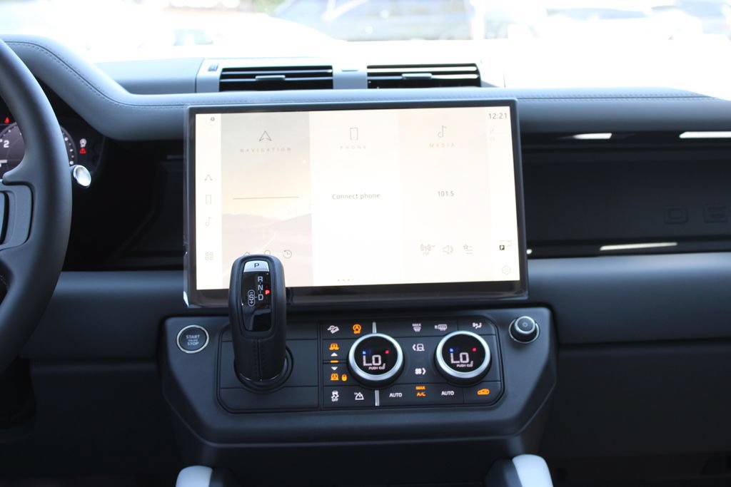 New 2026 Land Rover Defender 110 X-Dynamic SE AWD/4WD image 9