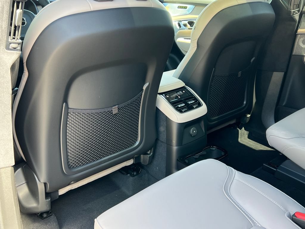 New 2026 Volvo XC90 T8 Ultra w/ Lounge Package AWD/4WD image 39