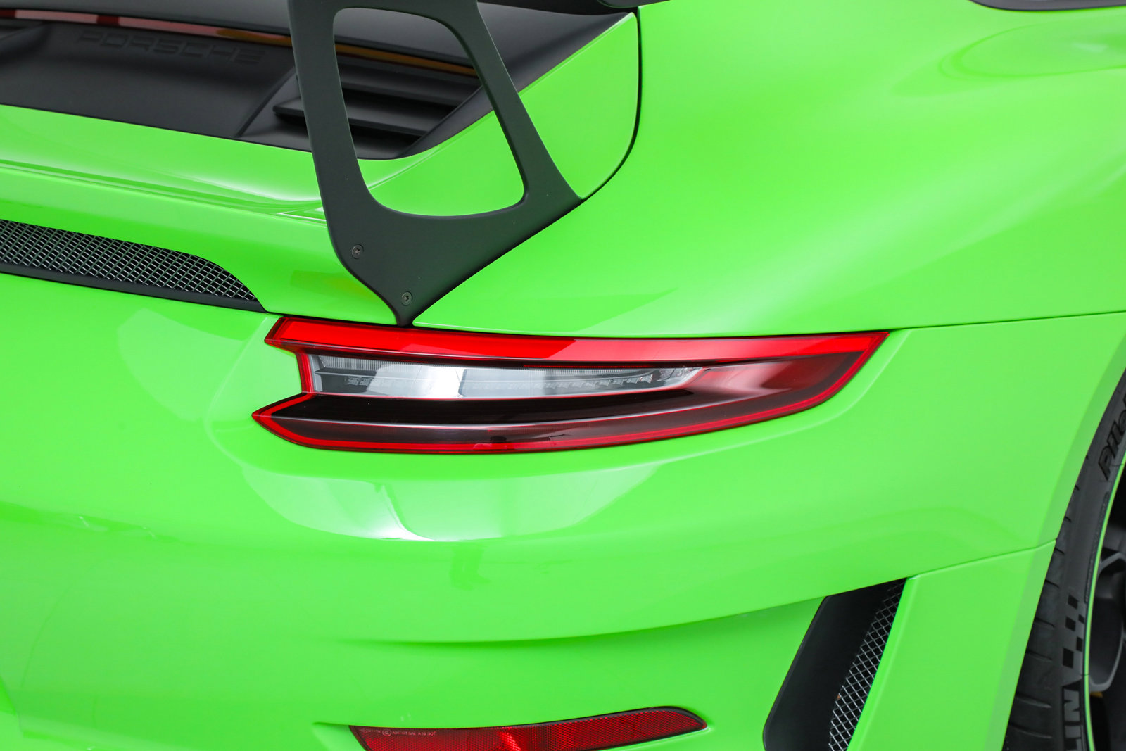 Used 2019 Porsche 911 GT3 RS RWD image 15