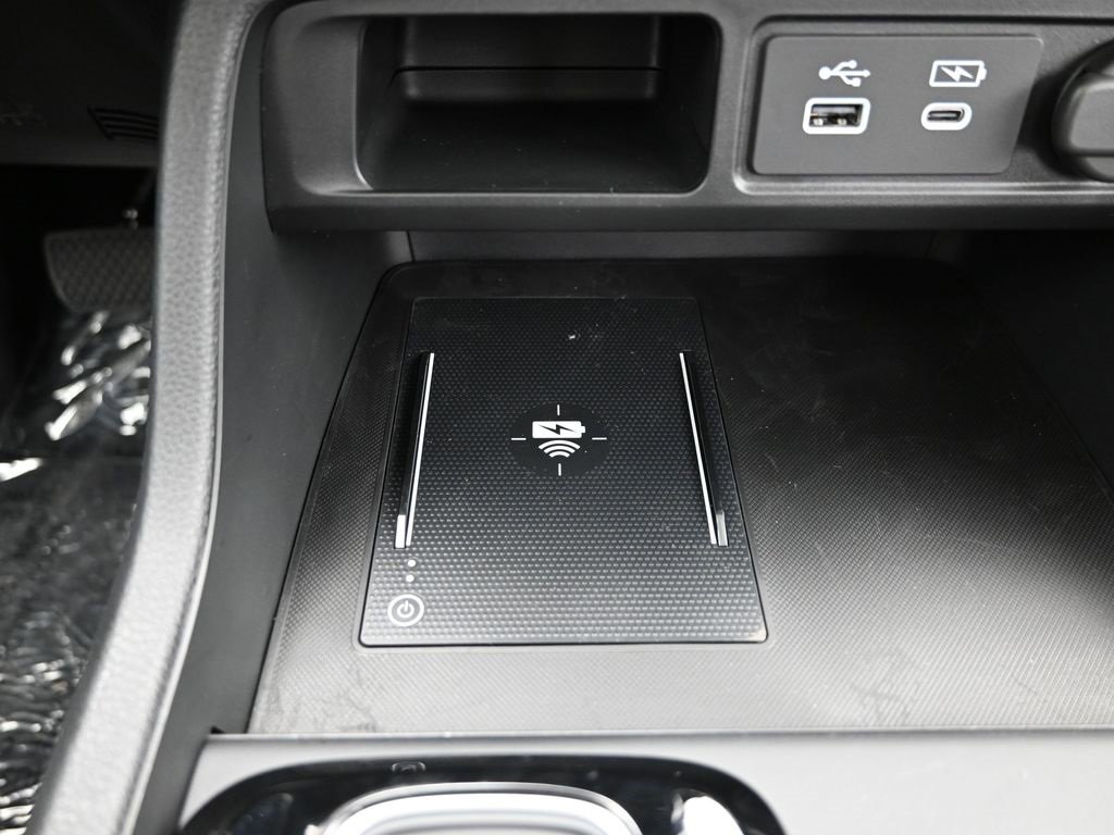 New 2025 Honda Pilot Touring image 48