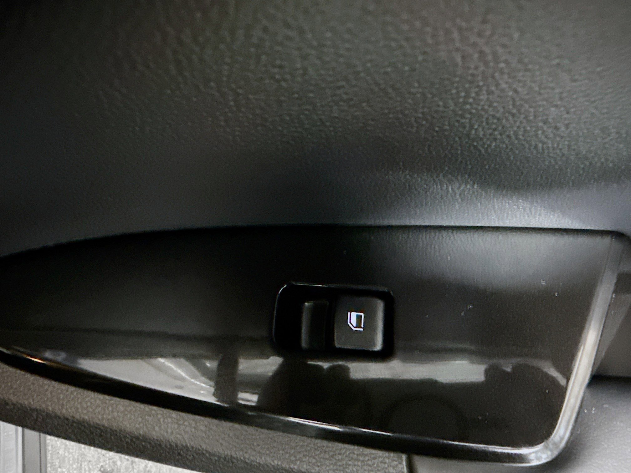 Used 2023 Kia Sportage EX image 31