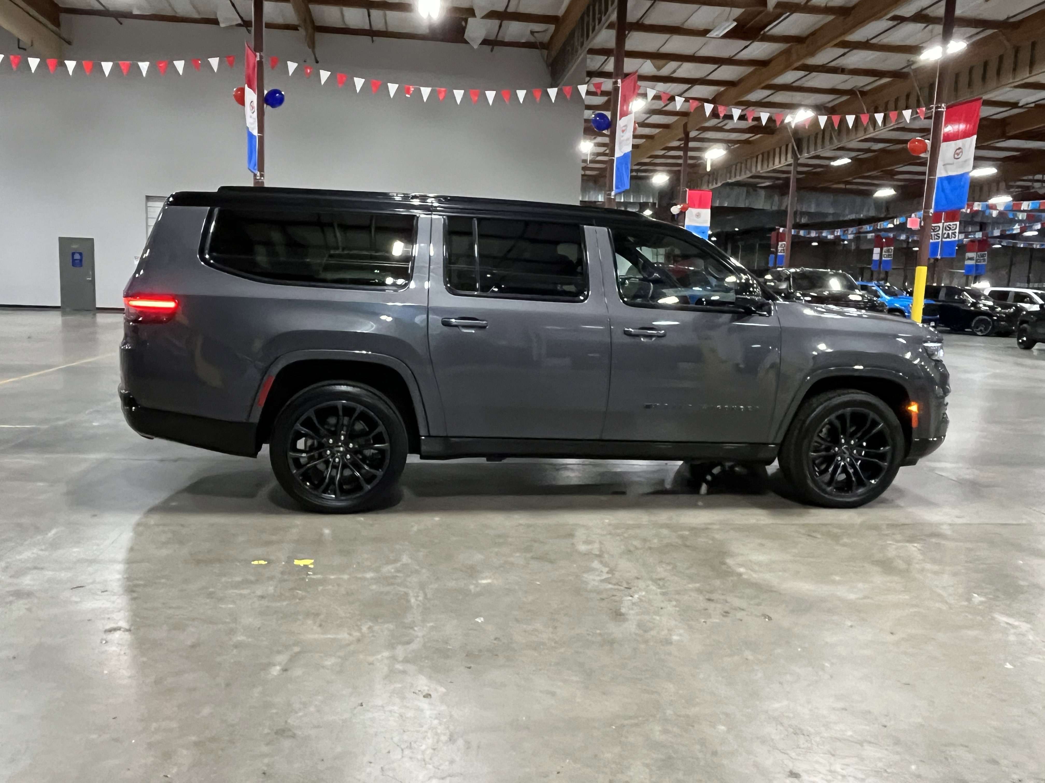 Used 2024 Jeep Grand Wagoneer L Series II w/ Quick Order Packagew 28T image 6